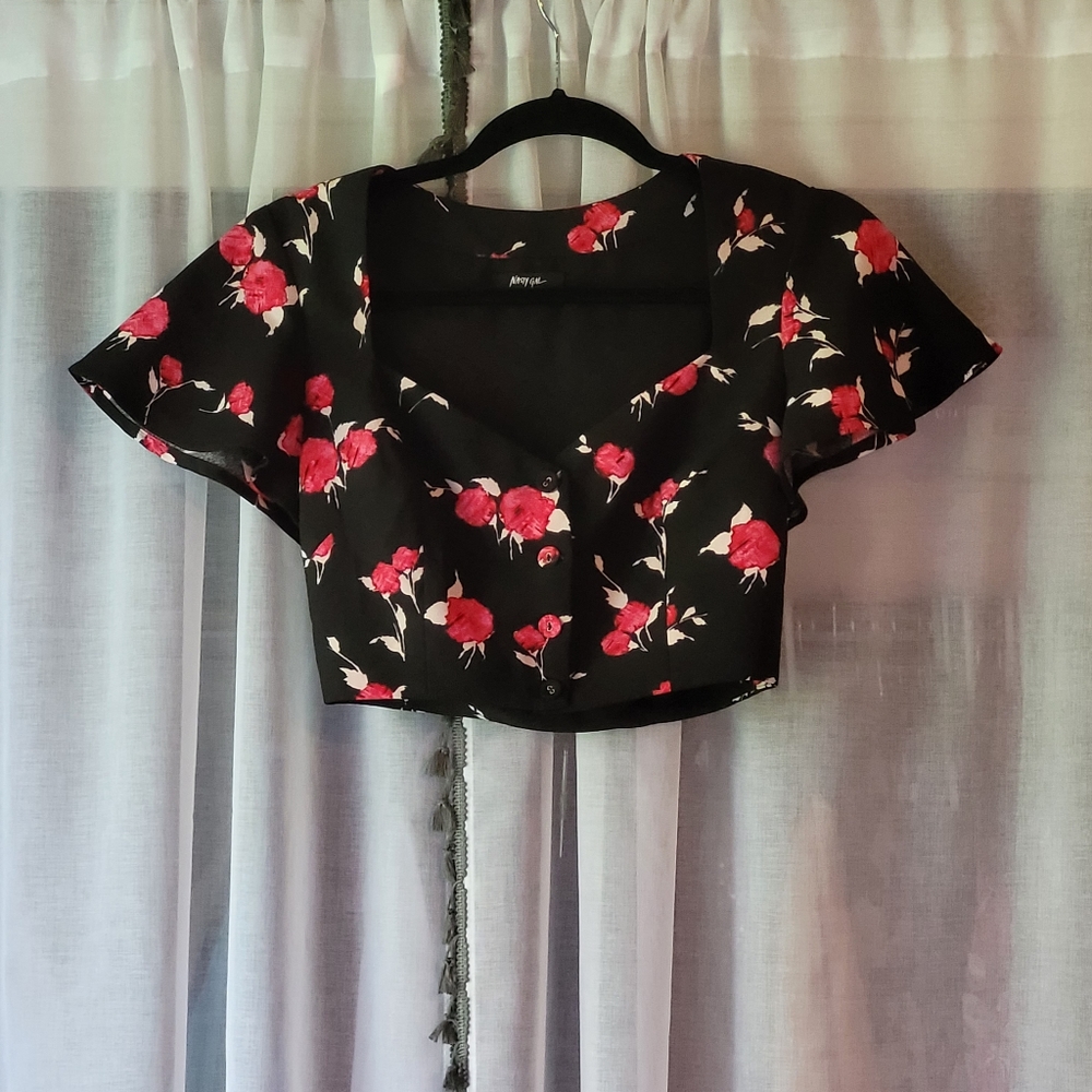Cropped top